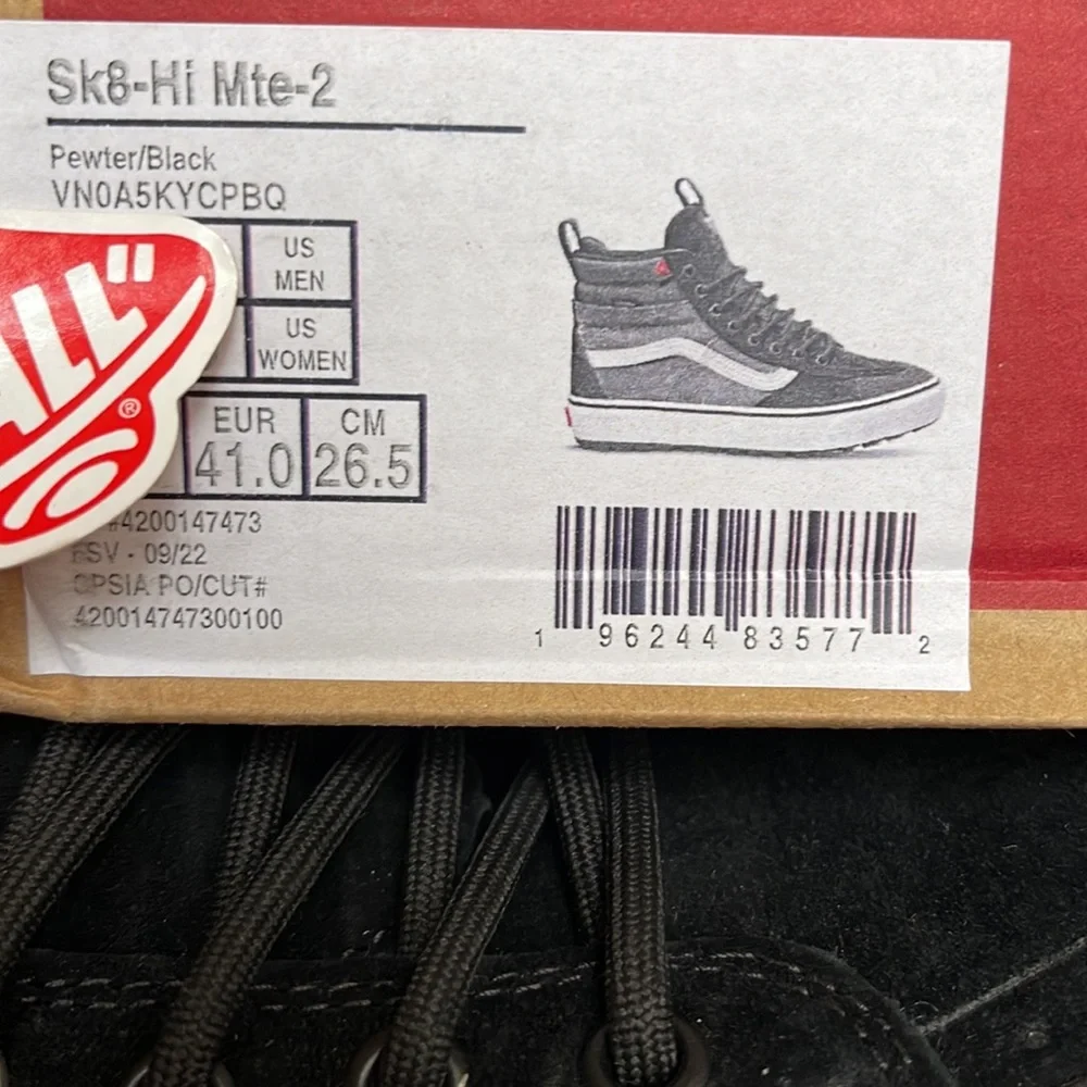 Vans Sk8-Hi Mte-2
Pewter/Black
VNOA5KYCPBQ
Men’s boots - sneakers - Picture 16 of 16